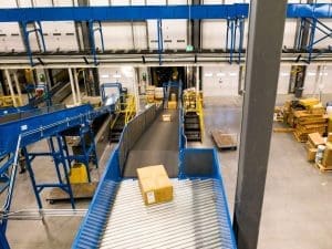 Unloading packages from truck
