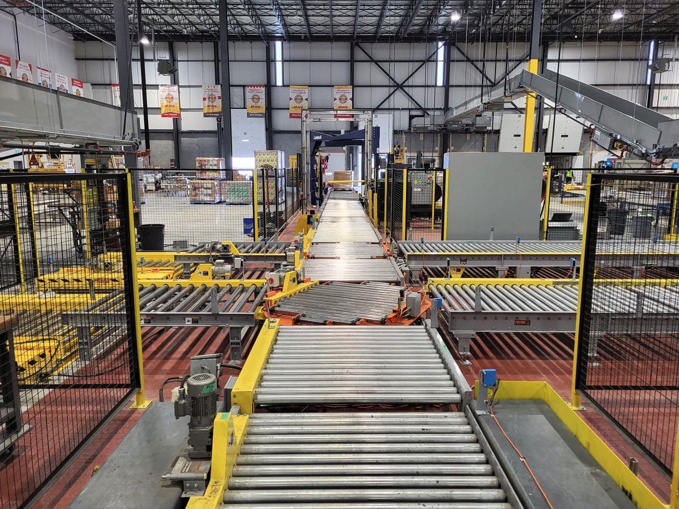 Pallet conveyor system